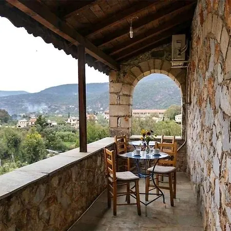Aparthotel Kastro Aggeliki Kardamyli